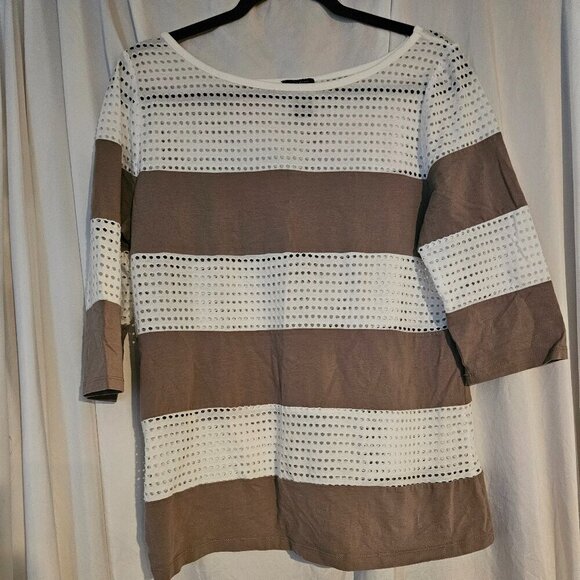 Ann‎ Taylor Woman’s Top, Size Large Eyelet stripe - Picture 1 of 9